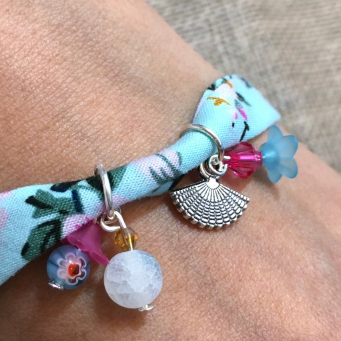 Bracelet 19cm, ruban fleuri bleu vif et rose, éventail