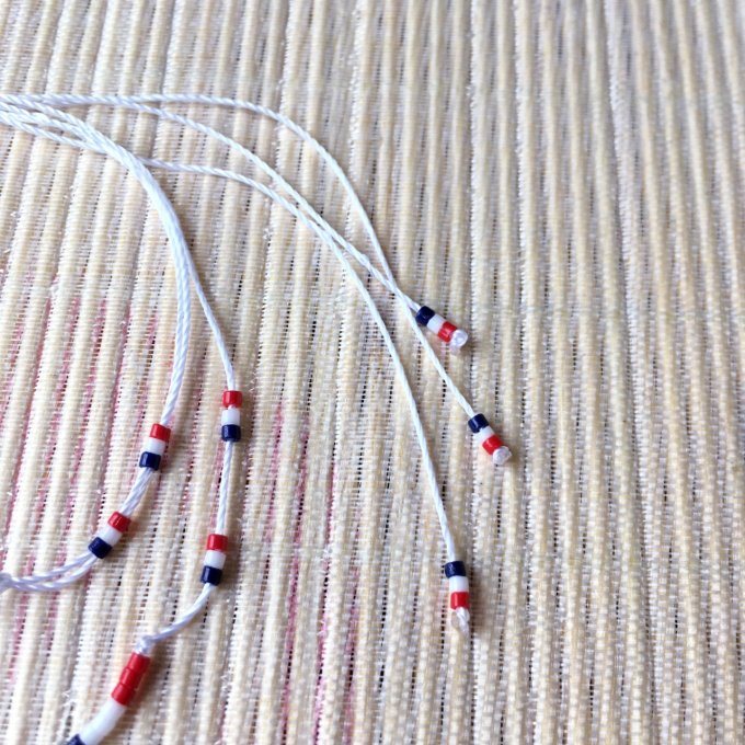 Bracelet minimaliste supporter Français bleu, blanc, rouge, double rang :