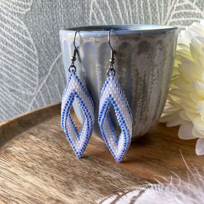 Boucles d'oreilles tissées en perles Miyuki bleu