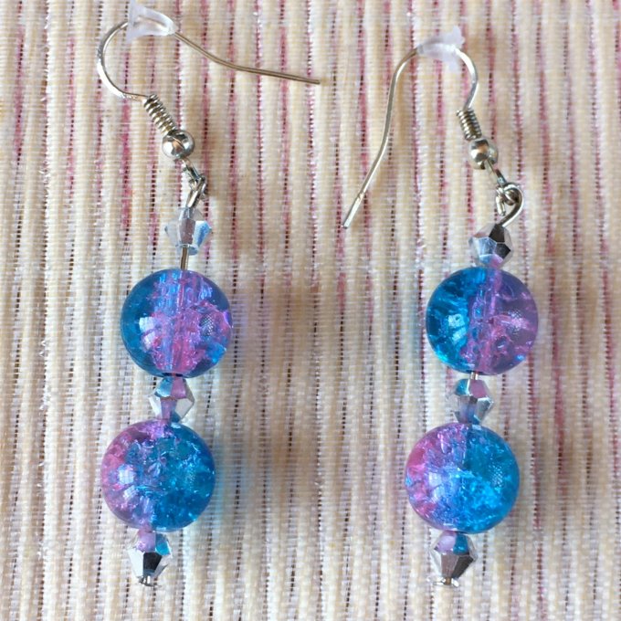 Boucles d'oreilles pendantes, à perles craquelées, bleu et rose