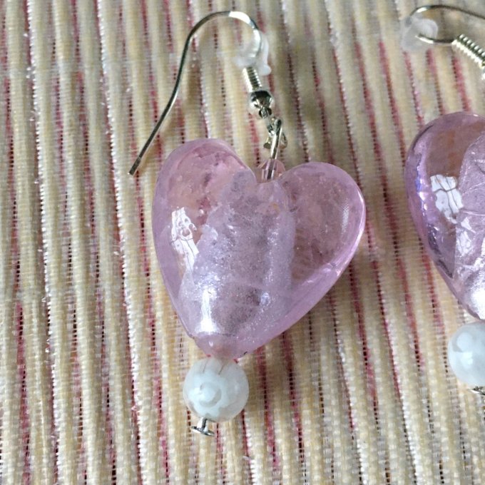 Boucles d'oreilles cœur en verre, rose doux