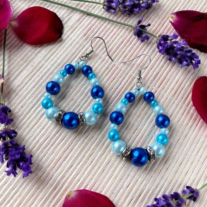 Boucles d’oreilles grandes gouttes d’eau en perles, Bleu foncé