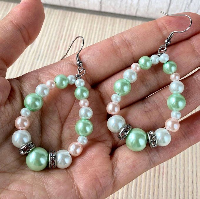 Boucles d’oreilles grandes gouttes d’eau en perles, Vert amande, Rose doux & Blanc