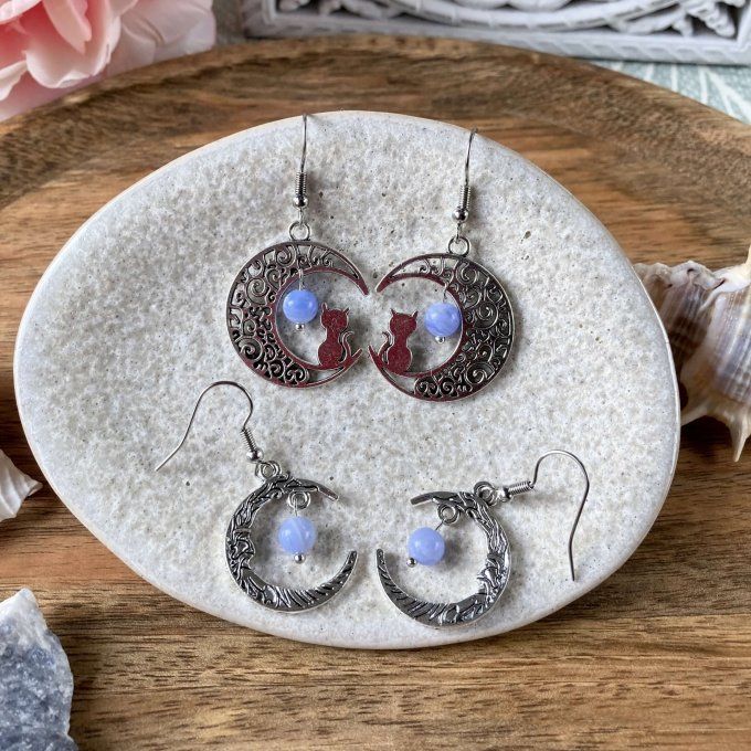 Boucles d’oreilles Lune ou Lune Chat Calcédoine bleue