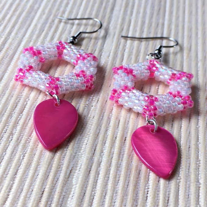 Boucles d'oreilles hexagone blanc & rose, tissage Miyuki