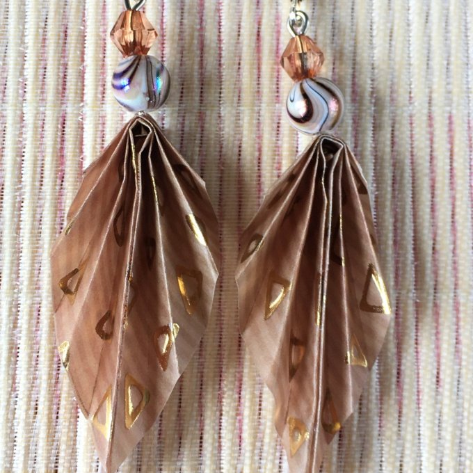 Boucles d'oreilles origami papier calque, marron et or