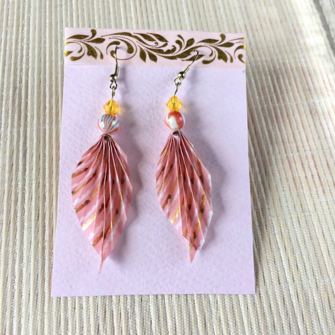 Boucles d'oreilles origami papier calque, rose & doré