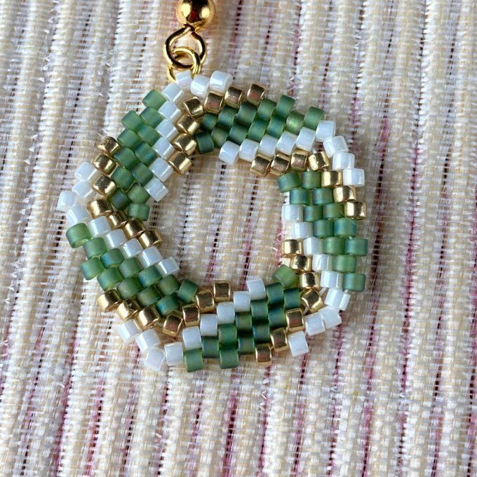 Boucles d’oreilles géométriques, couronne en perles Miyuki vert, beige, doré