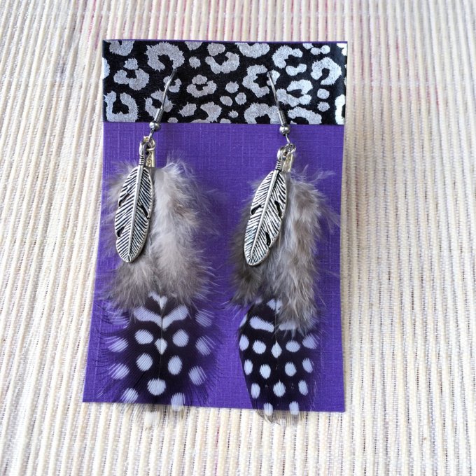 Boucles d'oreilles plumes, blanc & noir