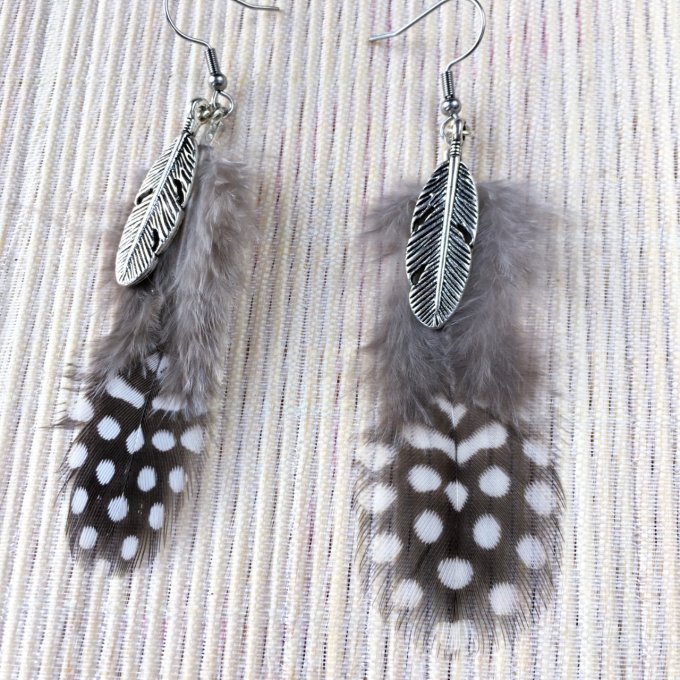 Boucles d'oreilles plumes, blanc & noir