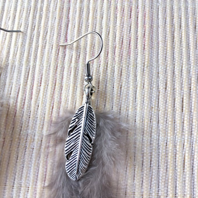 Boucles d'oreilles plumes, blanc & noir