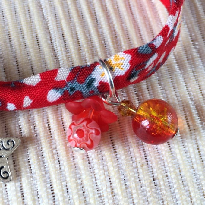 Bracelet 17cm, ruban fleuri rouge et blanc, étoile
