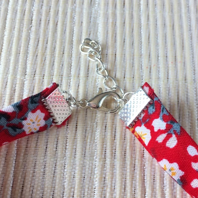 Bracelet 16cm, ruban fleuri rouge et blanc, éventail