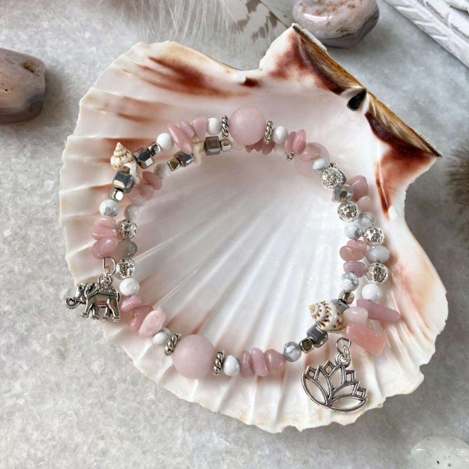 Bracelet Jonc en Opale Rose, perles, coquillages, breloques lotus & éléphant 
