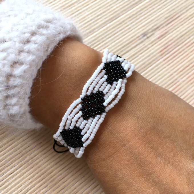 Bracelet croisillons en rocailles blanc et noir