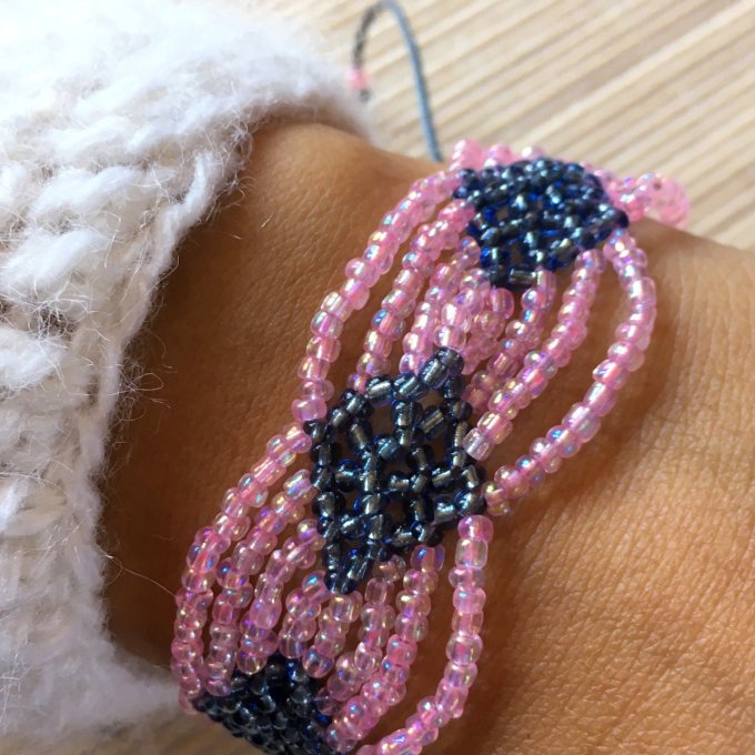 Bracelet croisillons en rocailles rose et bleu