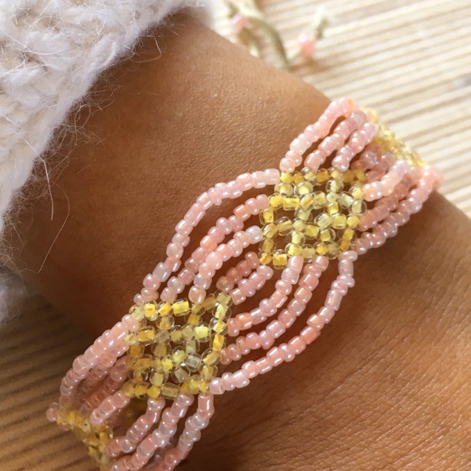 Bracelet croisillons en rocailles jaune et saumon