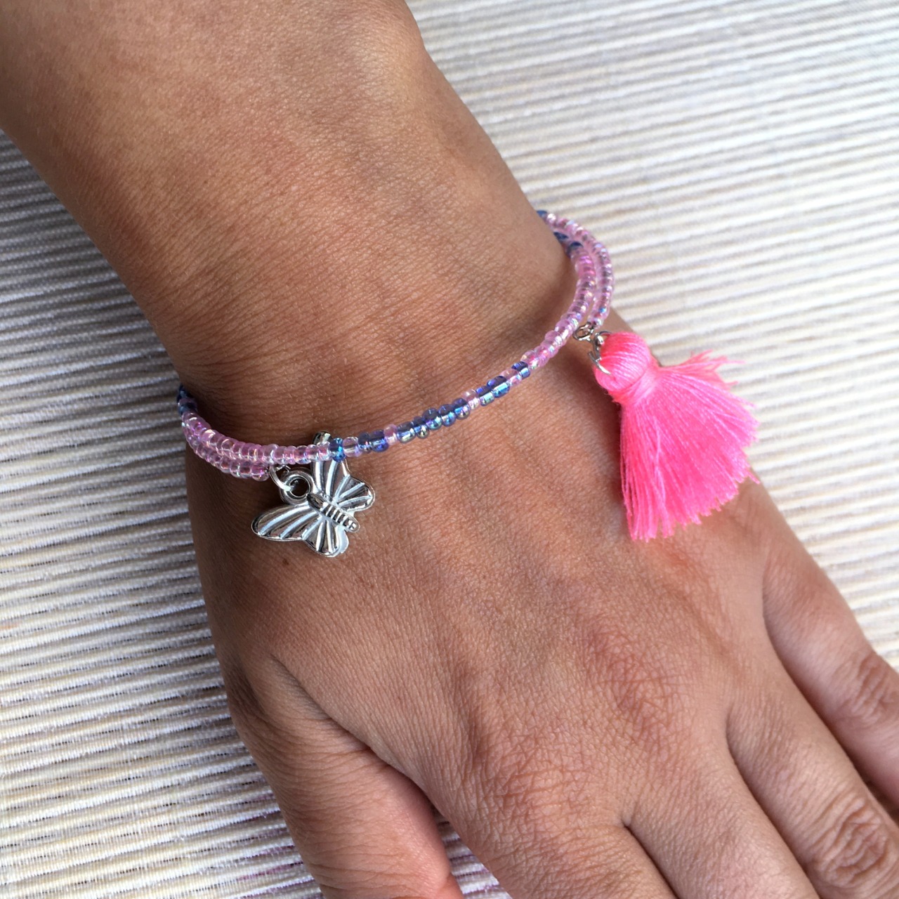 Bracelet de perles roses pour femme - Tikopia