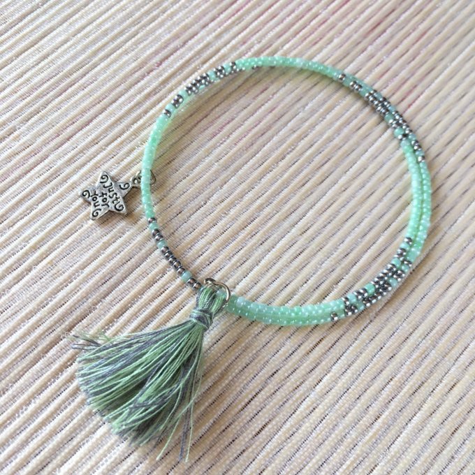 Bracelet circulaire en perles de rocailles vert et argent, étoile