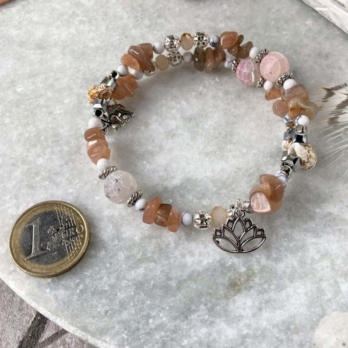 Bracelet Jonc en Pierre de Lune Blanche et Orangée, perles, coquillages, breloques lotus & éléphant