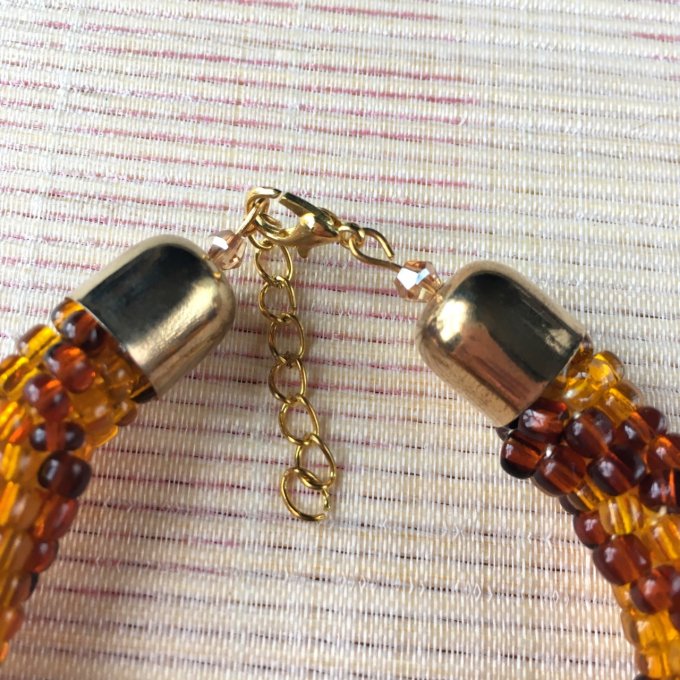 Bracelet grosses rocailles marron et orange, torsade russe