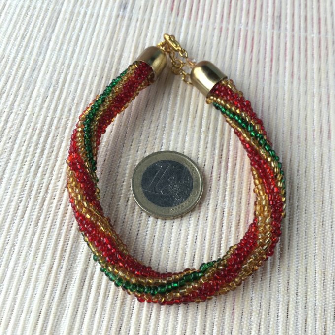 Bracelet rocailles doré, rouge et vert, spirale russe