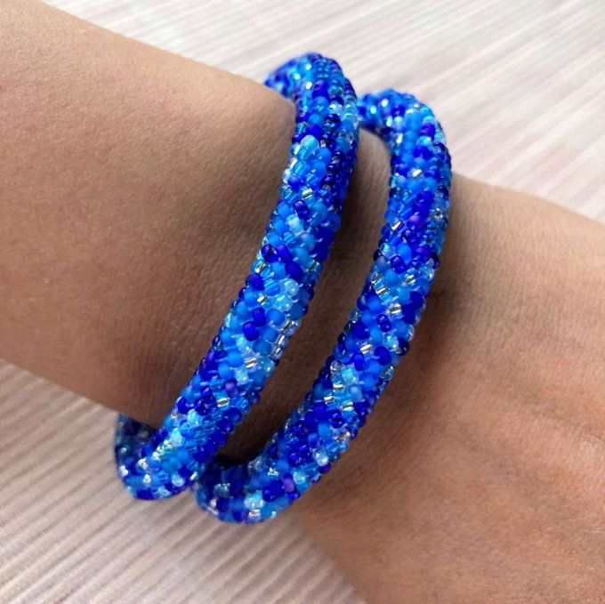 Collier Bracelet en perles de rocailles camaïeu de bleu foncé 