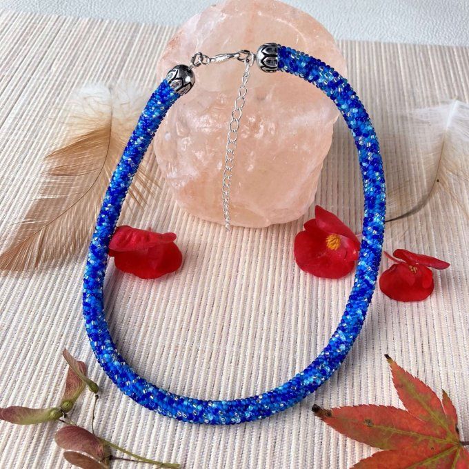 Collier Bracelet en perles de rocailles camaïeu de bleu foncé 