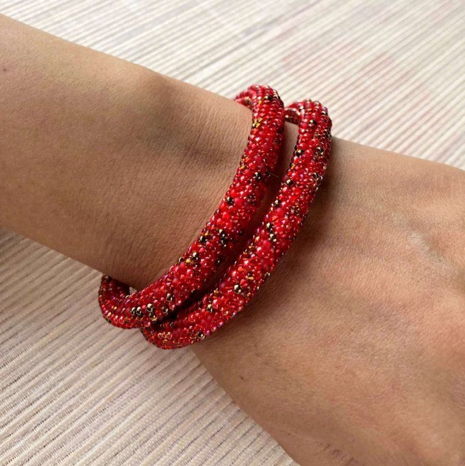 Collier Bracelet en perles de rocailles camaïeu de rouges 