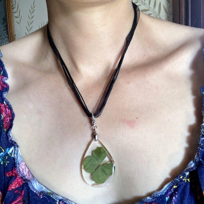 Collier trèfle à 4 feuilles, pendentif goutte
