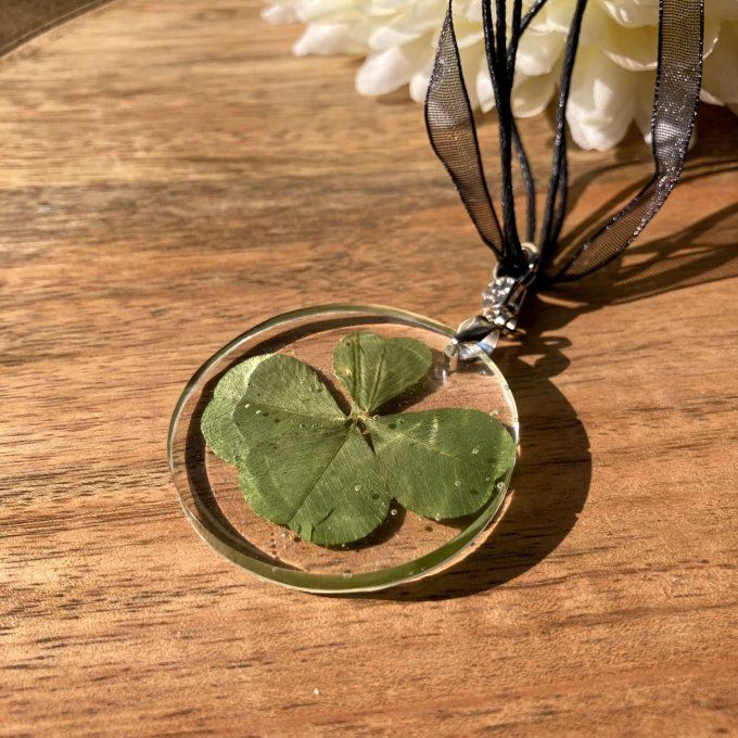 Collier trèfle à 4 feuilles, pendentif rond