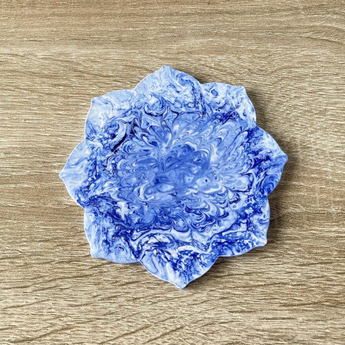 Coffret cadeau – Coupelle mandala bleue et argentée, bracelet jonc et boucles d'oreilles Lune