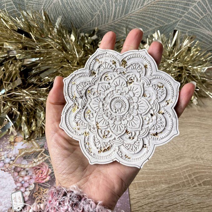 Coffret cadeau – Coupelle mandala grise et dorée, bracelet jonc et boucles d'oreilles Lune