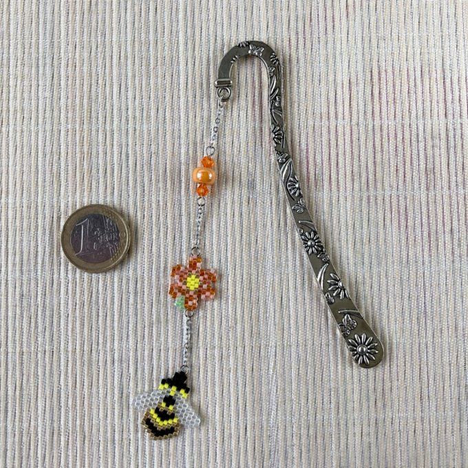 Marque-pages Abeille et Fleur Orange en perles Miyuki