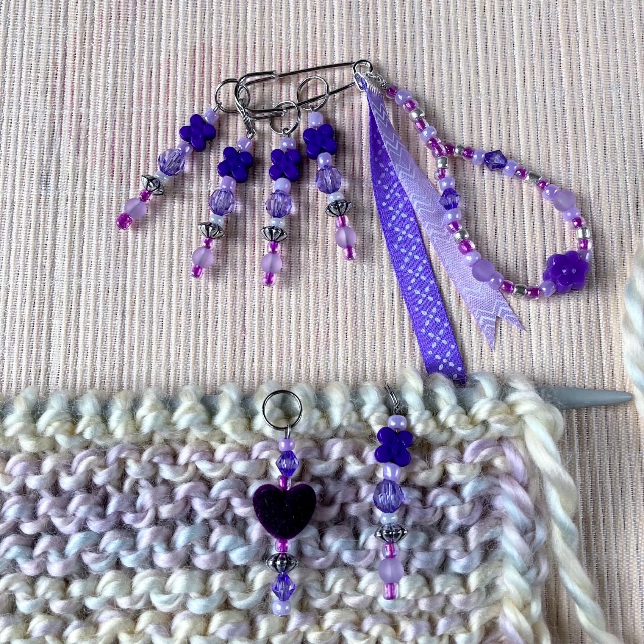 Anneaux marqueurs de mailles pour Tricot et Crochet avec perles Violettes