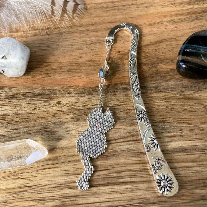 Marque-pages chat gris en perles Miyuki