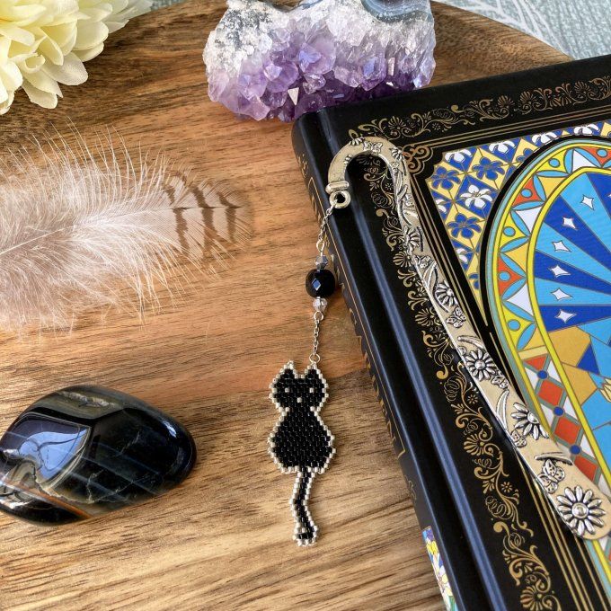 Marque-pages chat noir en perles Miyuki 