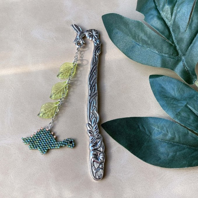 Marque-page dinosaure en perles Miyuki – Petit diplodocus
