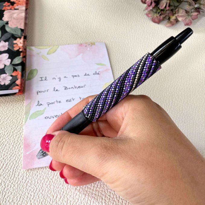 Stylo rechargeable violet décoré en perles Miyuki 